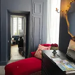 La Maison Aux Murs Anciens Et Ses Privatunterkunft