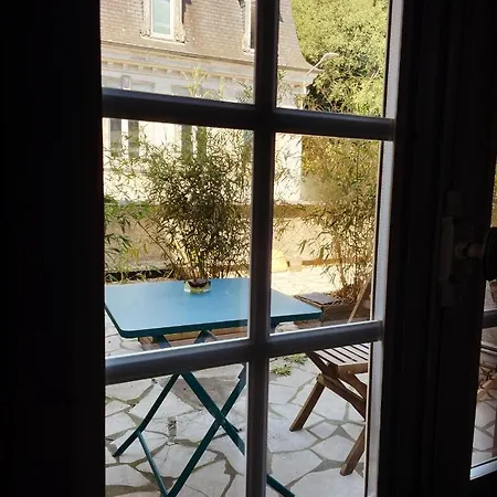 Habitación en casa particular La Maison Aux Murs Anciens Et Ses Tarbes
