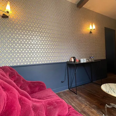 La Maison Aux Murs Anciens Et Ses Ubytování v soukromí *