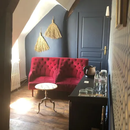 Habitación en casa particular La Maison Aux Murs Anciens Et Ses *
