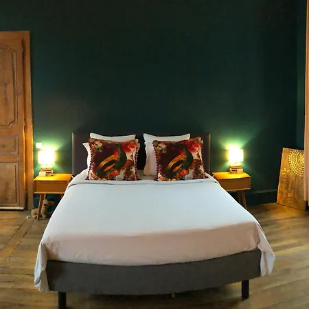 Ubytování v soukromí La Maison Aux Murs Anciens Et Ses Tarbes